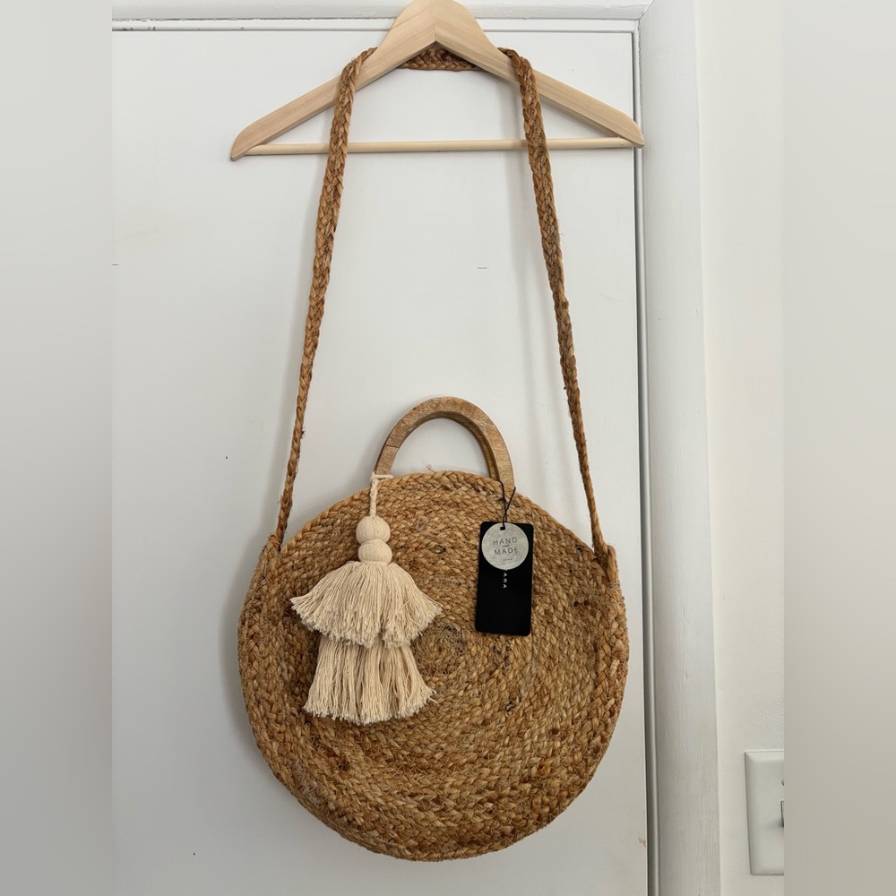 NWT ZARA Raffia Round Straw Basket Bag with Tassel - Picture 7 of 8
